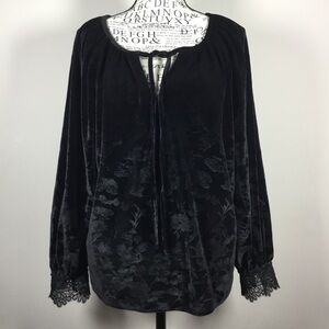 Pioneer Woman black velvet long sleeve lace ruffle cuff top witchy whimsygoth M